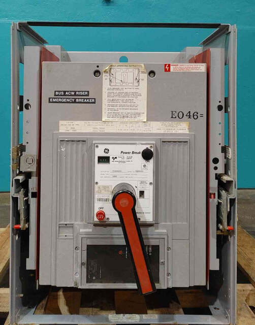 4000 Amps, General Electric, Power Break TC4040SS, Circuit Breaker, 3-Pole, drawout, RMS-9 VersaTrip