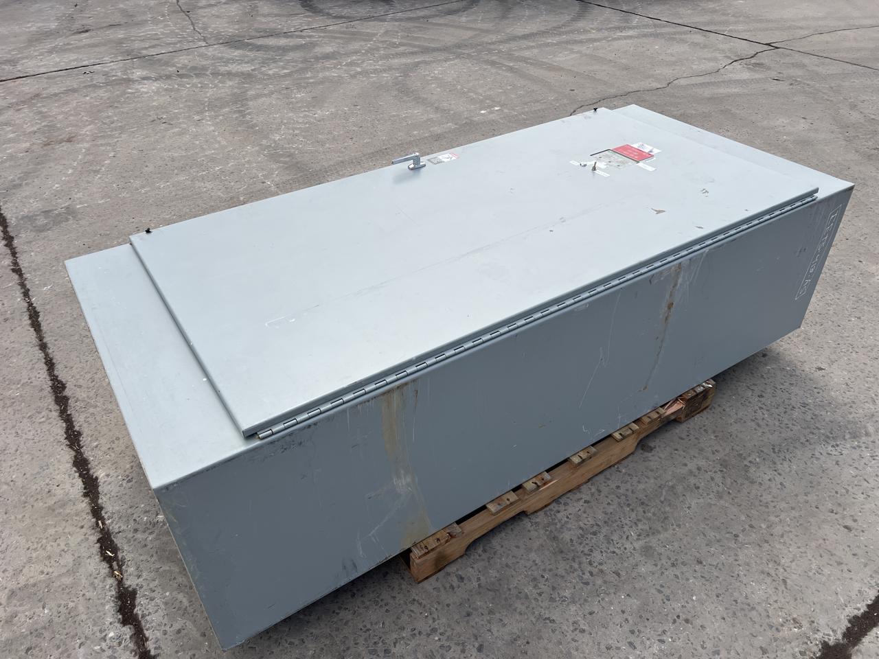1000 Amp. Asco #Series-300, Automatic Transfer Switch, 277/480 Volts, 3 Phase, 4 Wire, 60 Hz, NEMA 1, 2000