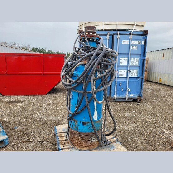 682 GPM @ 426' TDH, Toyo #DXL-150H-1, Submersible Pump, 6" discharge, 150 HP, 3540 RPM, 575 Volts, 3PH, (2