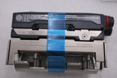 Keyence #FD-H20, Clamp On Flow Meter, 1/2" & 3/4" Pipe