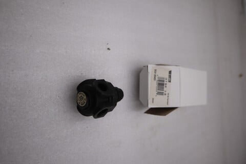 Watts #1/4 P 50 M1, Water Pressure Regulator, 0-125 psi, 1/4", New