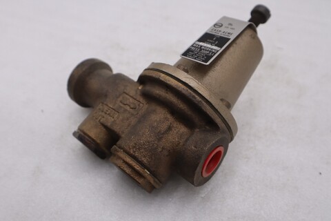 Cash Acme #10930-0045, Series 3 Type E Pressure Reducing Valve, 1/2", Set 45, 300 PSI Max