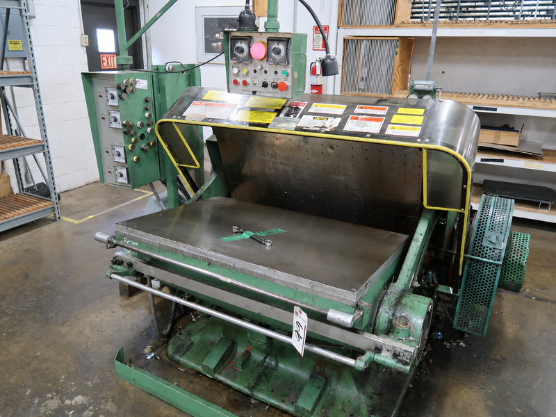 100 Ton, Thompson Nstional #28X41, clamshell design heated platen die cutting & creasing press
