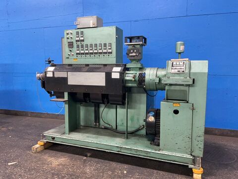 2-1/2" NRM #2-1/2-Pacemaker-3-Extra-24.1, extruder, 40 HP, 20 KVA transformer, 3 Ph., 575 V., 1979