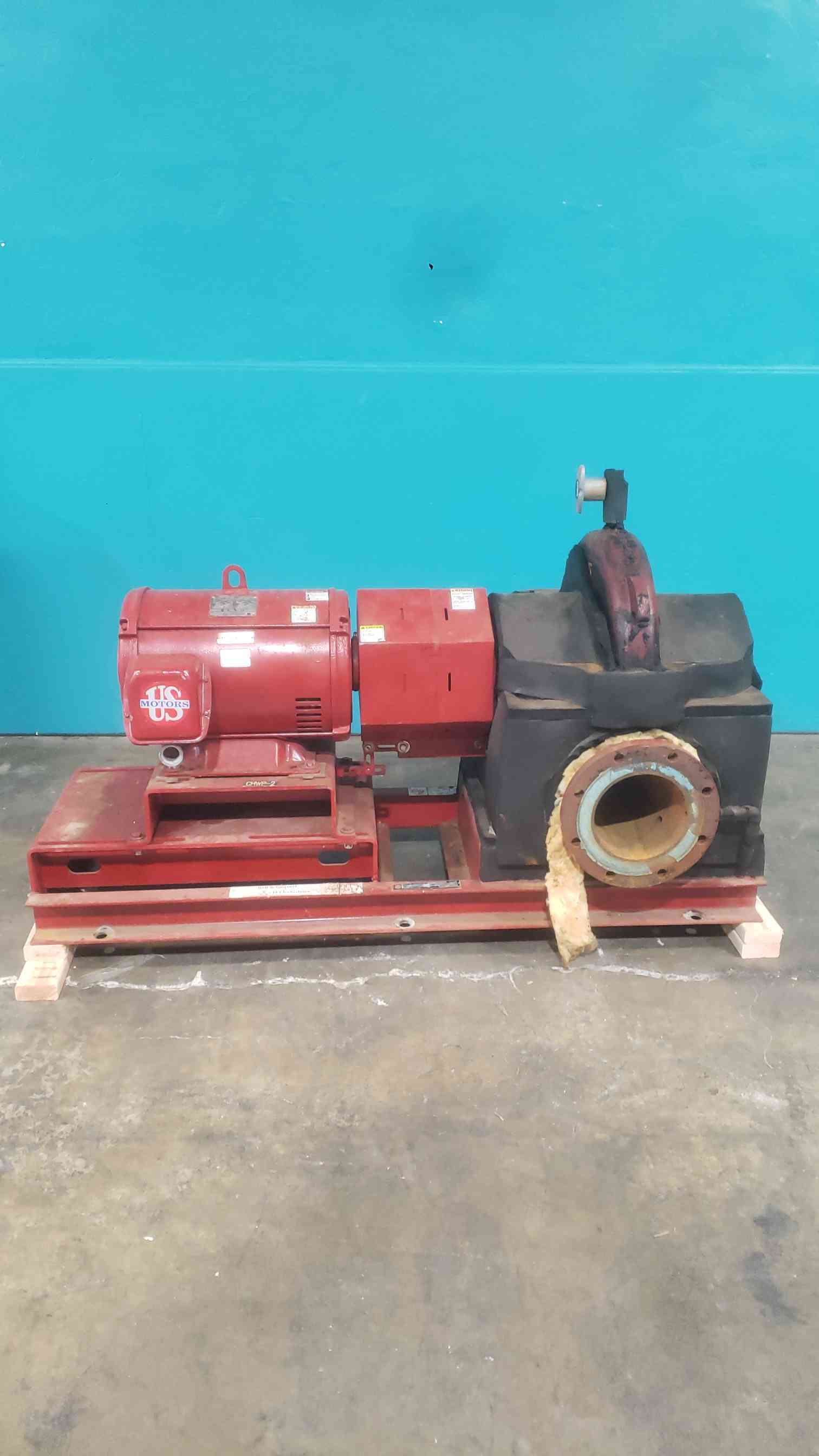 Bell & Gossett #HSC3, split case centrifugal pump, 8 x 8 x 17, US Motors 30 HP motor, 208-460 V.