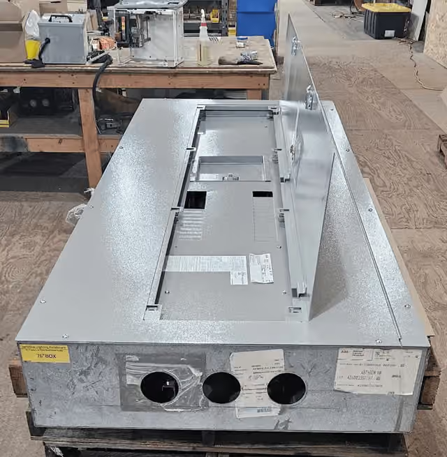 800 Amp. ABB, AF76SDLUW ReliaGear MLO Panelboard, 408/277 Volts 30 Cir NEMA 1