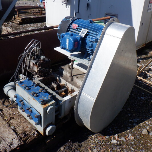 33.2 GPM, Union #TD-60, triplex injection pump, 10 HP, 1155 RPM, 300 lb. in x 600 lb. out, pump only, 1997