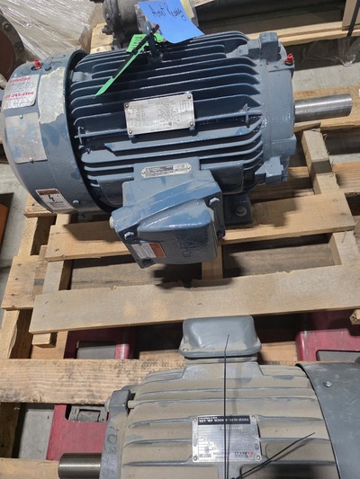 20 HP 3525 RPM Siemens #RGZZESD, squirrel cage motor, Frame 256T, 575 Volts, 20 amps, 3-phase, 60 Hz.
