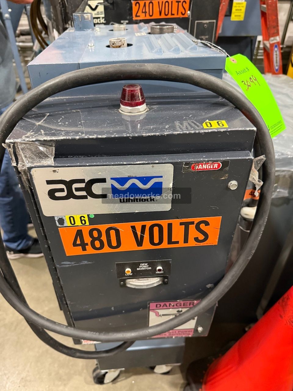 AEC-Whitlock, Desiccant Dryer, dew point monitor, Omron E5AK controller, alarm beacon, 480 V.