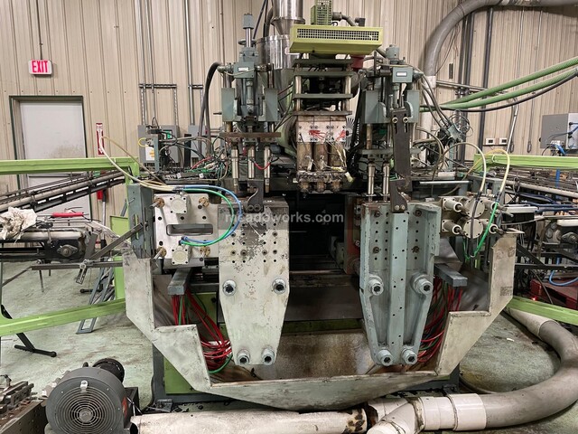 CMP #2000/DH/2, Extrusion Blow Molder, 20 ton, 13-3/8" x 15-3/8" platen, 30 HP, leak detector, product