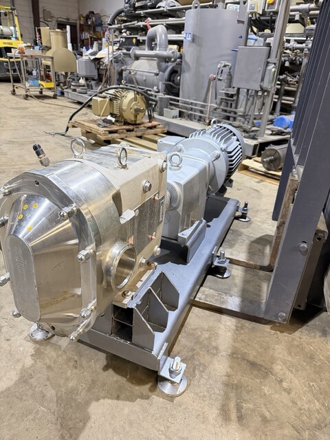 Q-Pumps, Lobe Pump, 4"