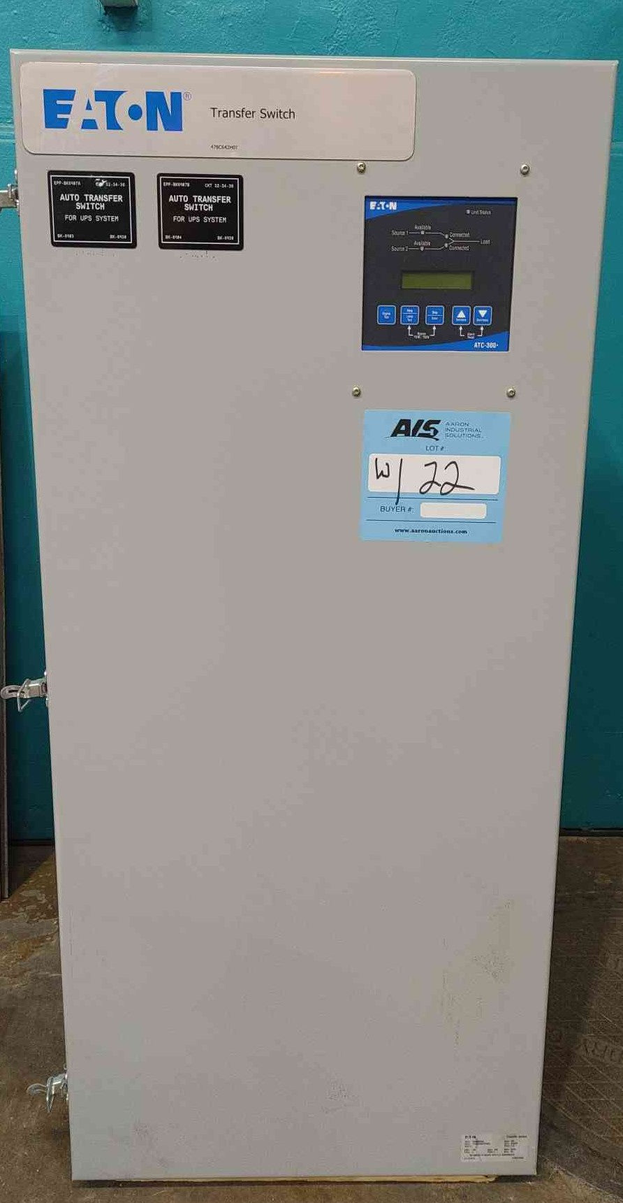 100 Amp. Eaton #ATH3FDA30100XSU, automatic transfer switch, 480 Volts, 3 phase, 3 pole, ATC-300 Plus