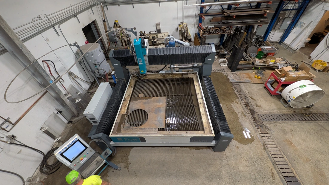 Flow #Mach-500-2020-XD, Waterjet, 6.5' x 6.5' table, 50 HP pump, 87,000 psi, XD 5-Axis cutting head, 460