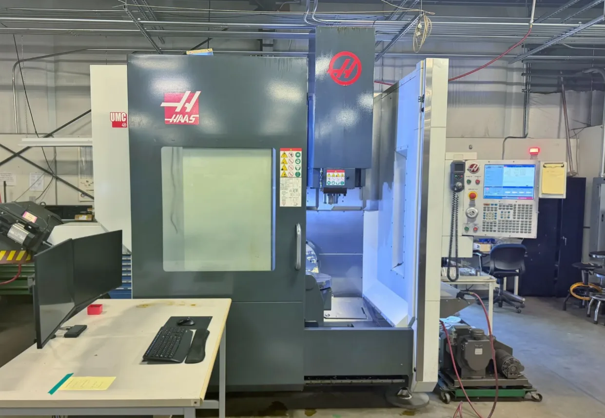 Haas #UMC-750SS, 5-Axis CNC Vertical Machining Center, 30" X, 20" Y, 20" Z, 15000 RPM, CAT 40, 30 HP, 40