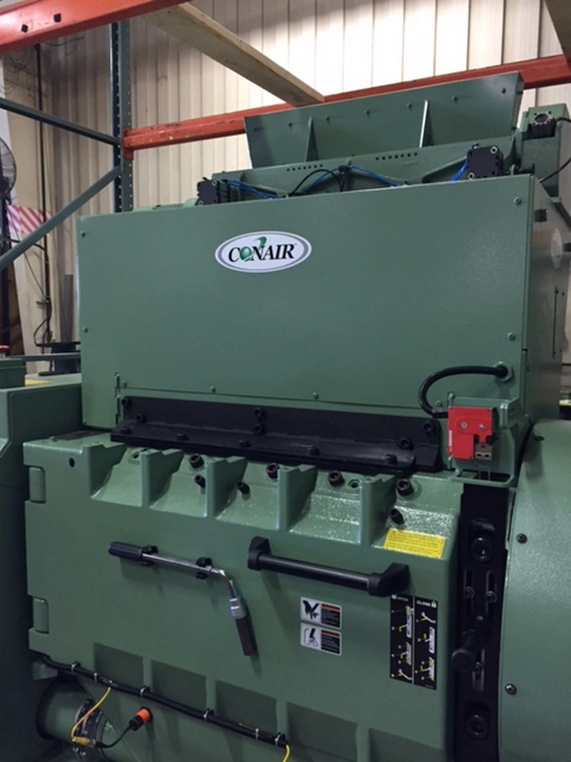 18" x 36" Conair #CW1836, Granulator, 75 HP, 5 rotor knives, 2 bed knives, hydraulic lift, servo pull rolls
