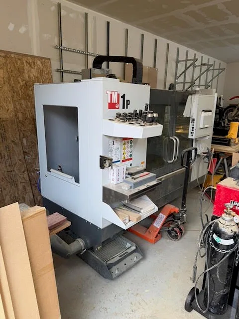 Haas #TM-1P, CNC Vertical Machining Center, 30" X, 16" Y, 16" Z, 6000 RPM, CAT 40, 10 automatic tool changer