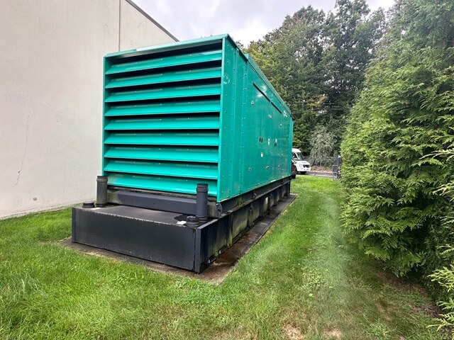 750 KW Cummins #DQCB, diesel generator set, QSK23-G7 engine, 1220 HP, Tier 2 Emissions, Multi Voltage, sound