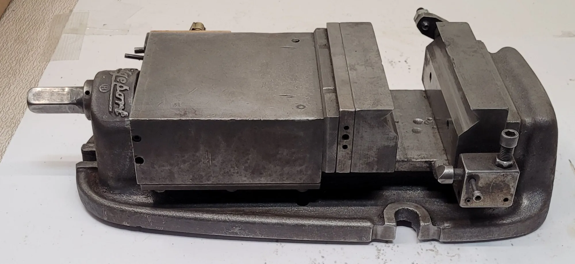 Bridgeport #2, milling vise, w/handle