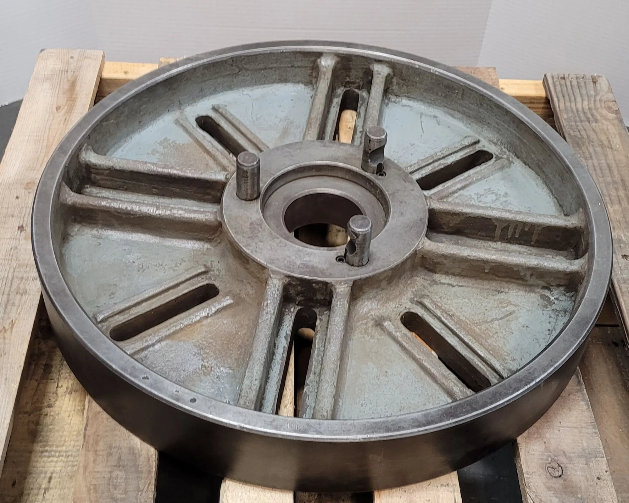24" lathe face plate, D1-8 mount, 3 pins, 3-1/2" thru hole