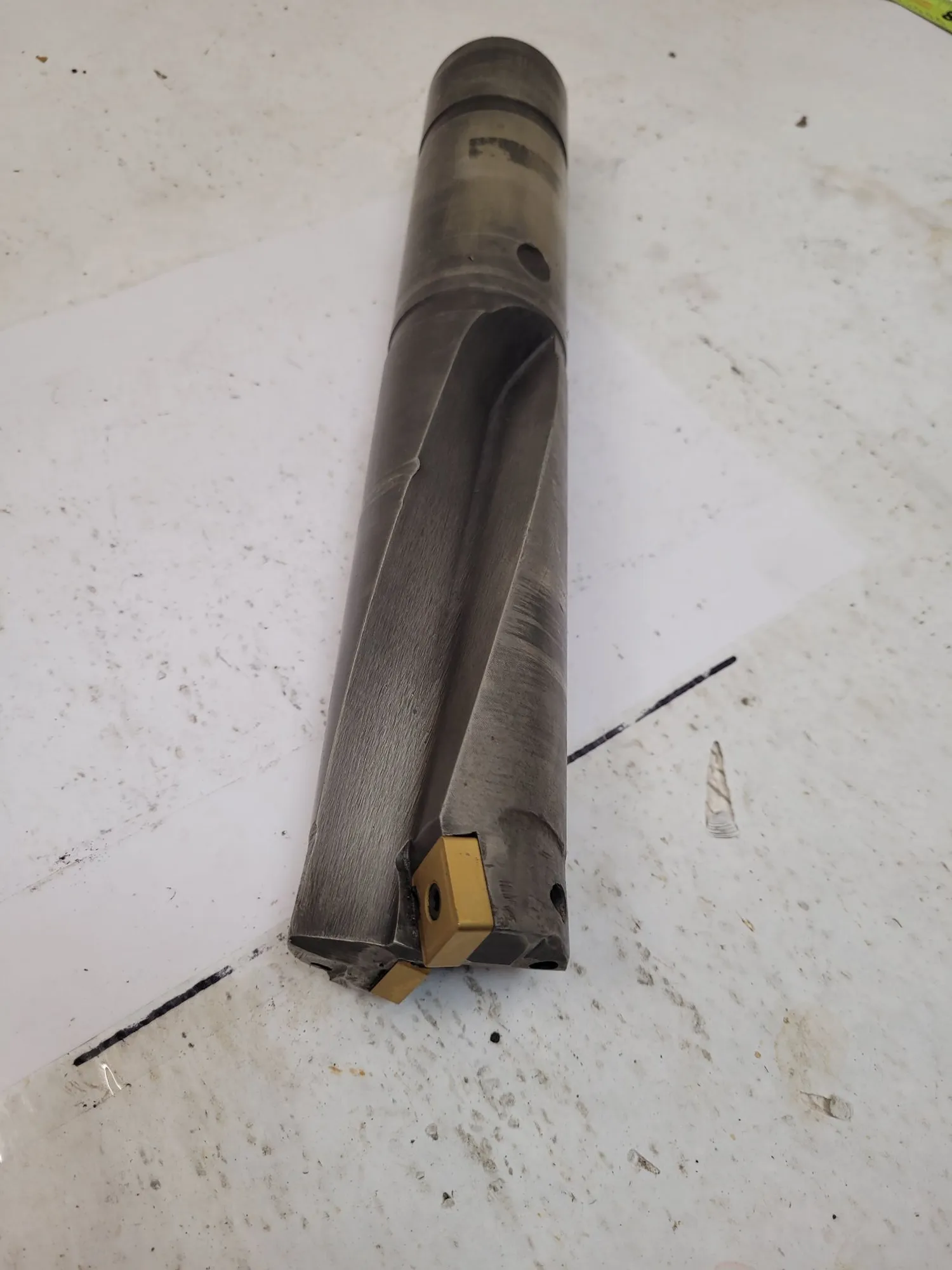 Kennametal #270-0228, indexable drill, 2" shank/head, 12" OAL, 6.5" flute