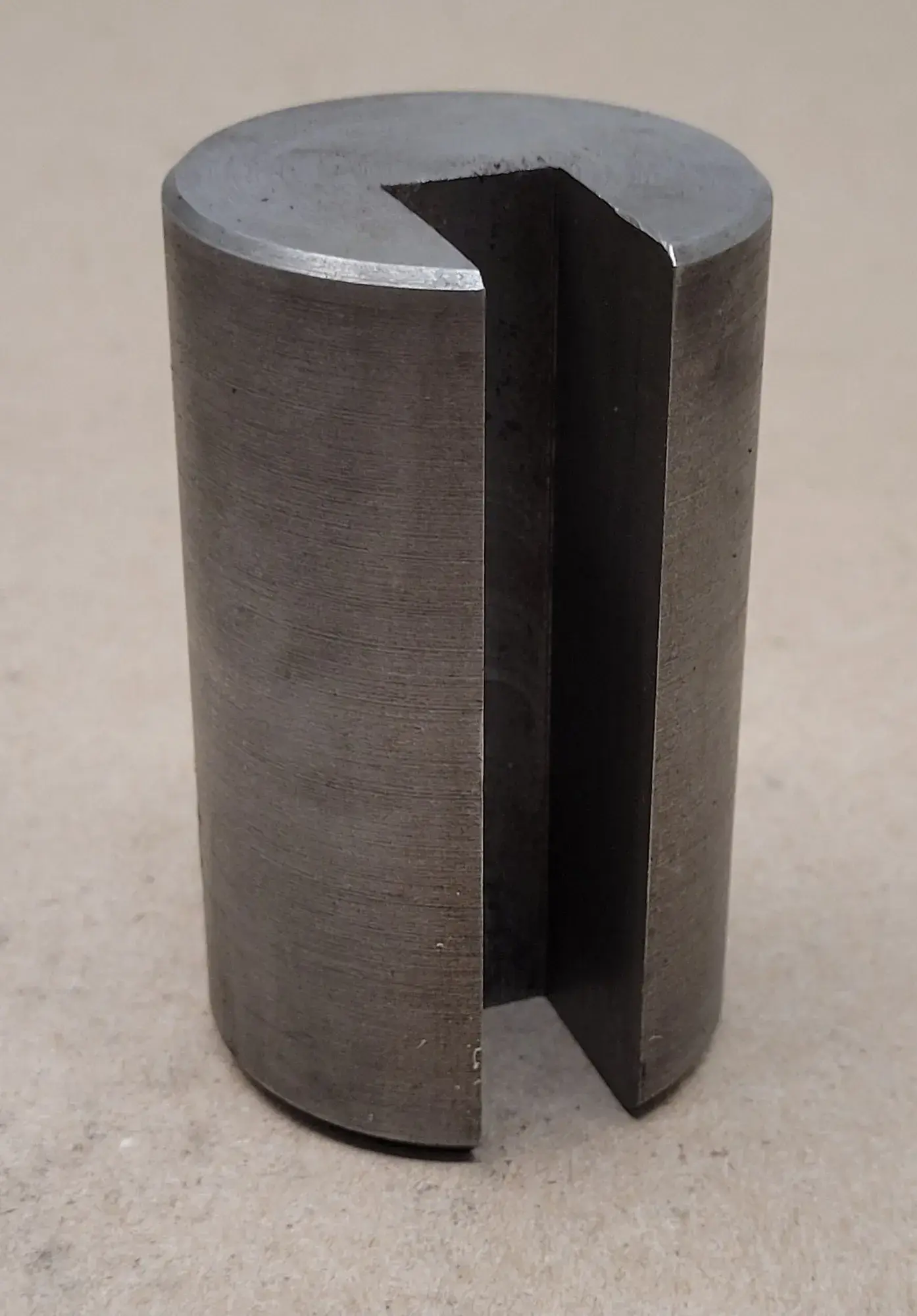 1-7/8" keyseater broach bushing, 9/16" slot, 3-1/8" OAL