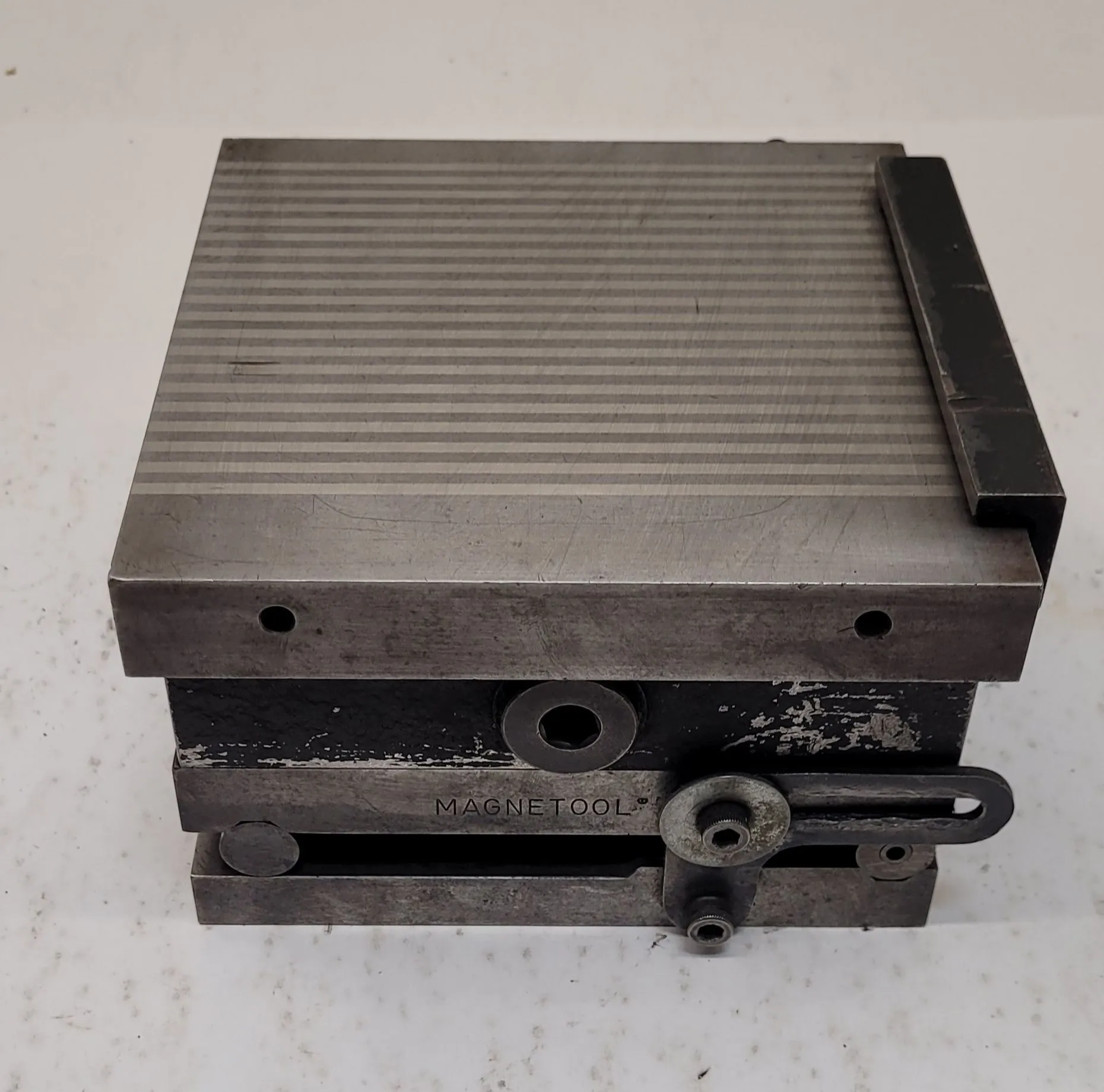 Magnetool #MSP-12-102-75, magnetic sine plate
