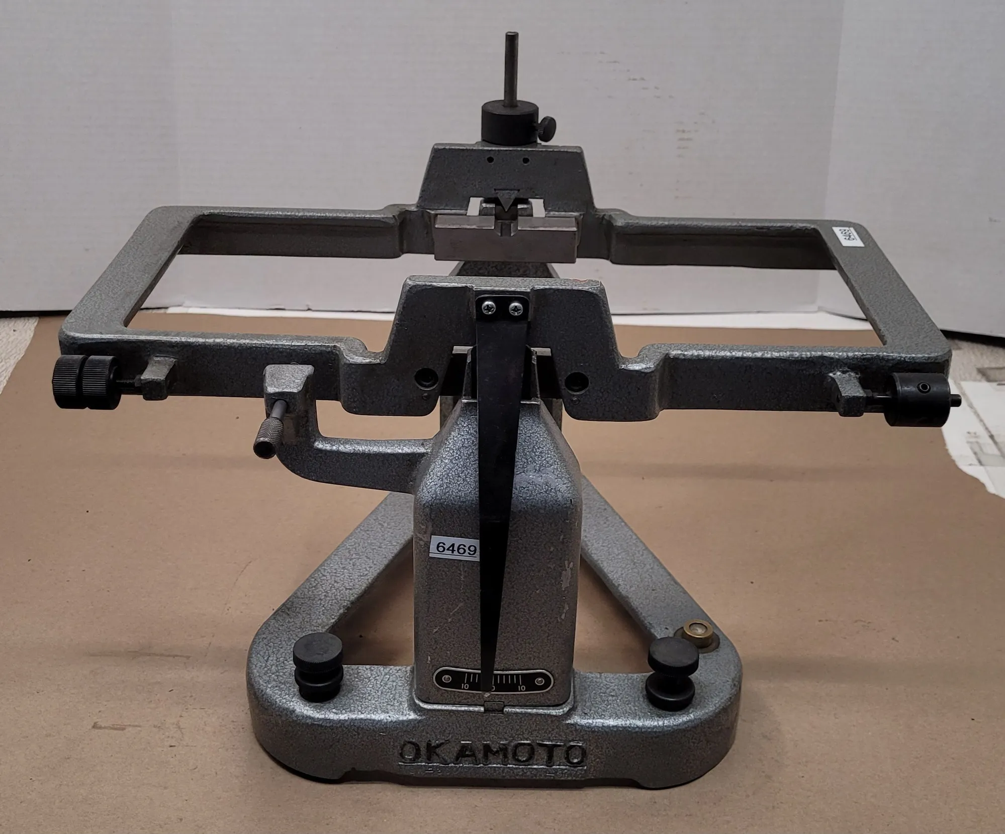 Okamoto #BW-360, grinding wheel balancing stand