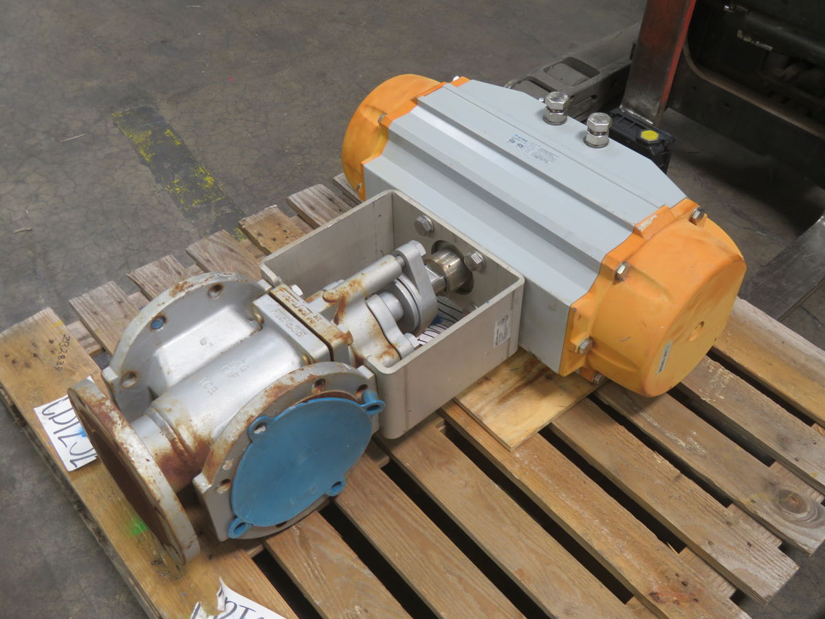 Air Torque #PT700-S12, pneumatic valve actuator, spring return, 0° - 90°, 1309-1803 NM torque, 116 psi