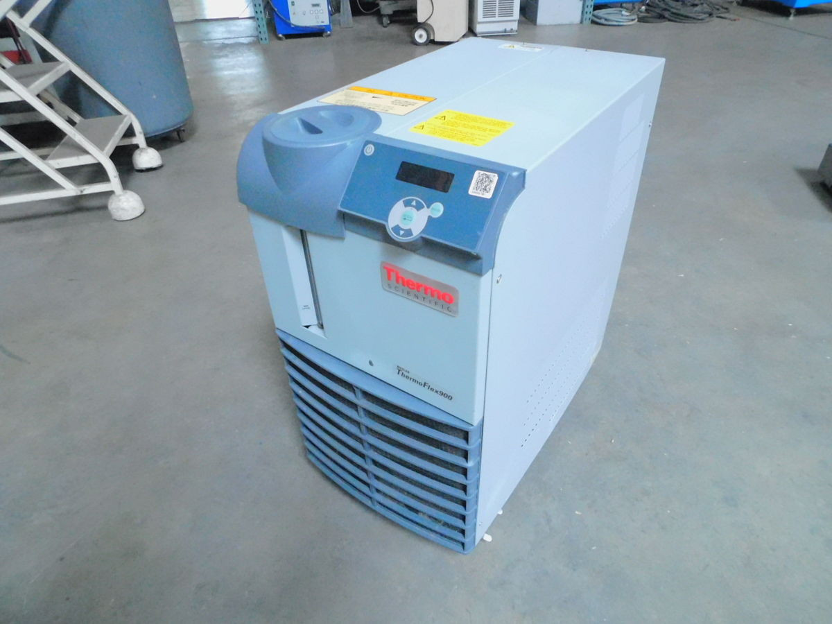 900 width Thermo Scientific #ThermoFlex900, Chiller, 5° to 40° C, 14.7 L/Min. Flow
