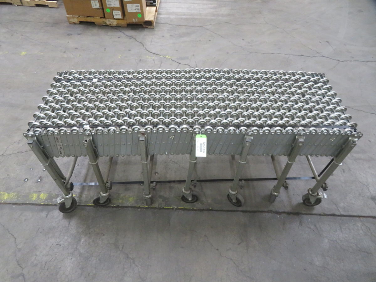FMH Conveyors Nestaflex #226, Accordion Style Skate Wheel Conveyor