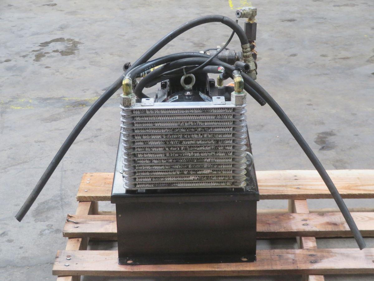 3.8 GPM Nachi #UVN-1A-0A2-07-4-61410, Variable Displacement Vane Pump, 8.03 CC/Rev., 217-580 PSI., 0.7 HP