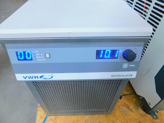 VWR #1175PD, Recirculating Chiller, -10° to 40° C, 4.1 Liter, 3.8 L/Min.