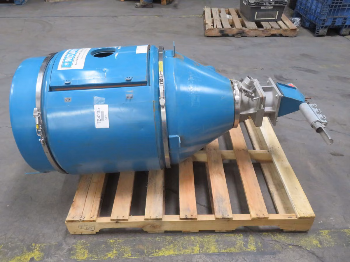 Novatec #2-0900-4007, Insulated Resin Drying Hopper