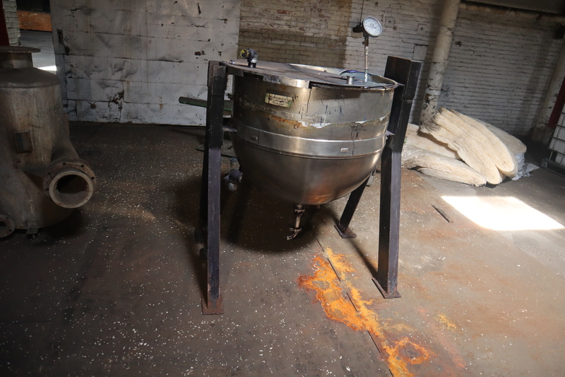 Stainless Steel Jacketed Process Tank, 32" tank height x 43" diameter