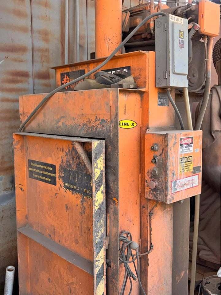 Cives #155DC, Drum Crusher, 6" bore main cylinder, 5 HP, 230/460 Volt, 3PH