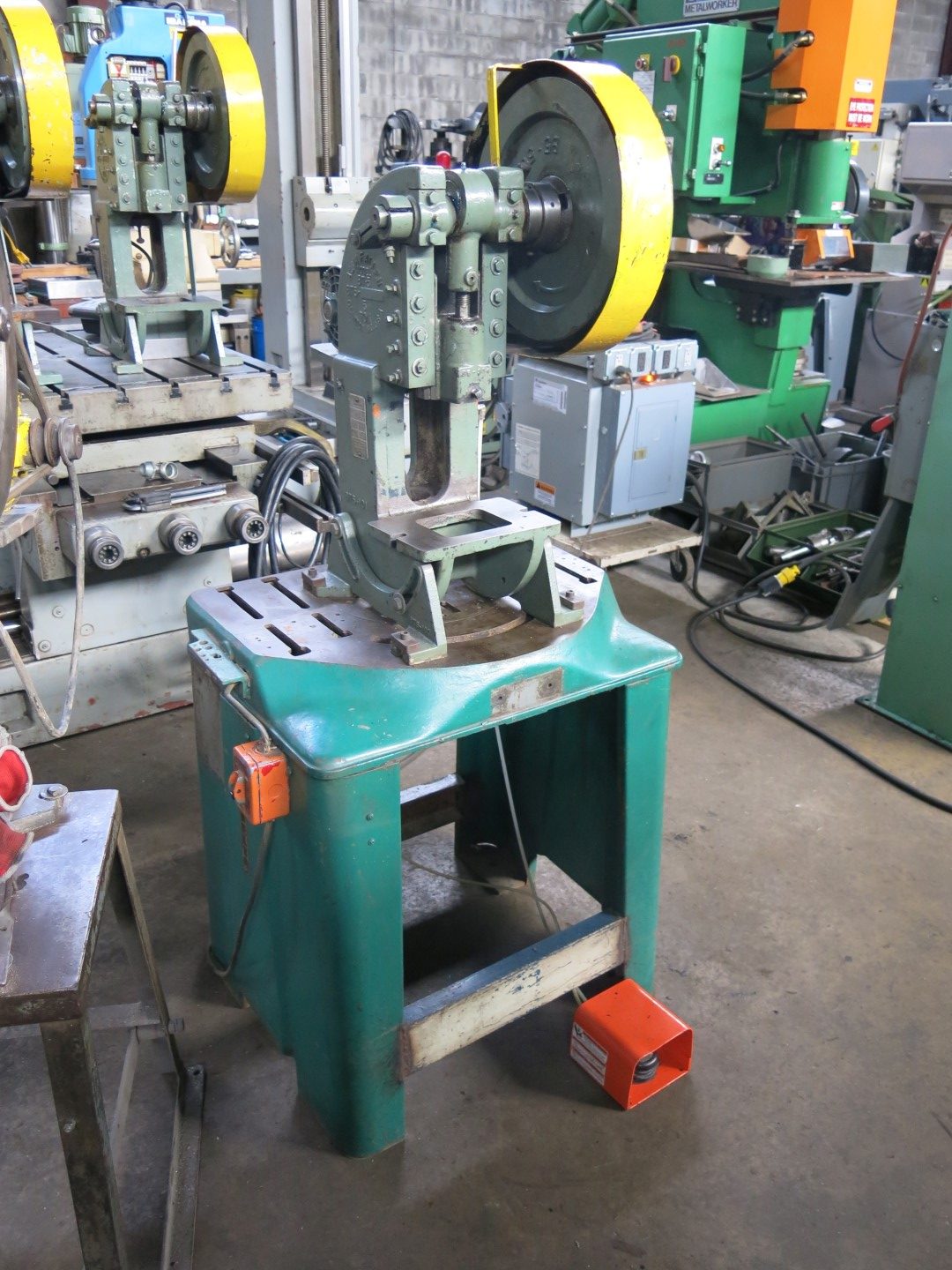 5 Ton, Alva Allen #BT-5, Punch press, 1-1/4" stroke, 6-3/4" x10" bed, mechanical clutch