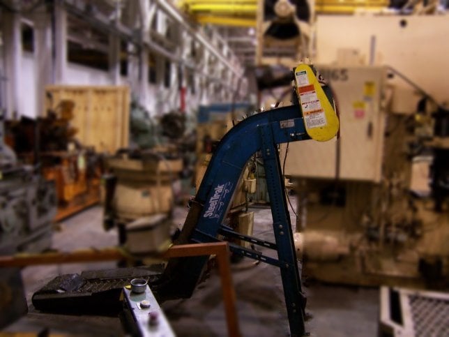 12" wide, New London #727-T3HSB Steeltrak, steel belt conveyor, 16" wide frame, 30 FPM, 1/2 HP, 230/460 V.