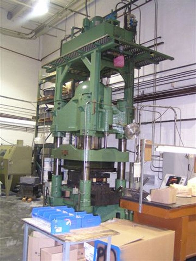 750 Ton, Loewy, double action 4-post hydraulic press, 27" down & 8" up-acting rams, 54" daylight, 42.5" x