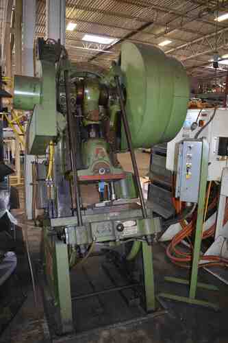 60 Ton, Federal #5, OBI flywheel press, 4" stroke, 12.25" Shut Height, 2.5" adj., 29.5" x 18.5" bed, 17" x