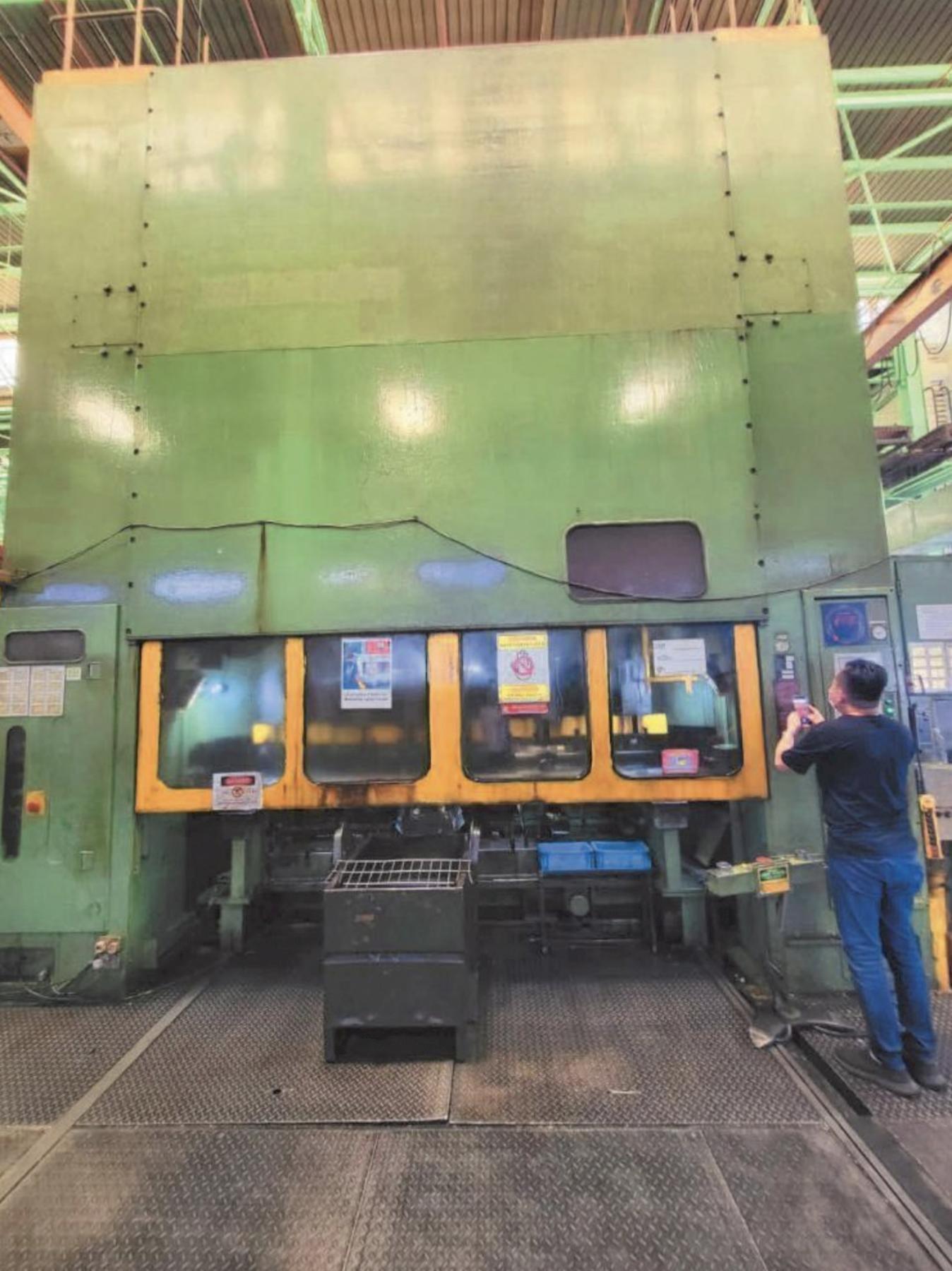 600 Ton, Komatsu #E2T600-BM, 6-stage transfer press, 19.68" stroke, 33.46" die height, 5.91" adj., 120" x