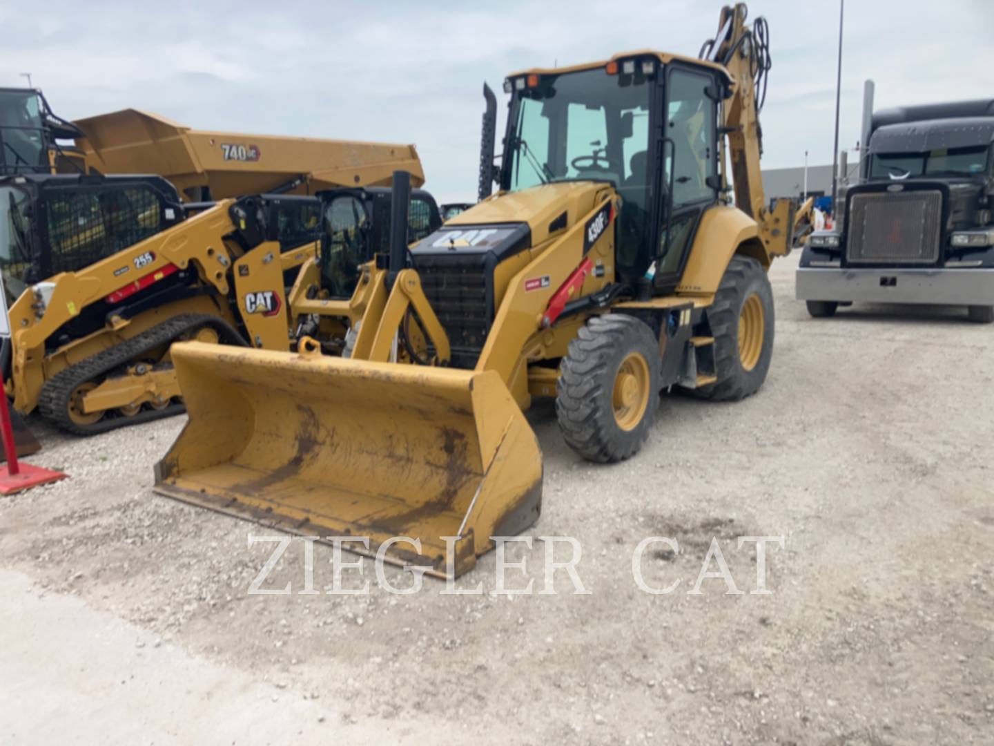 Cat 430F2ST, Backhoe Loader, 1906 hours, S/N: HWE01245, 2020