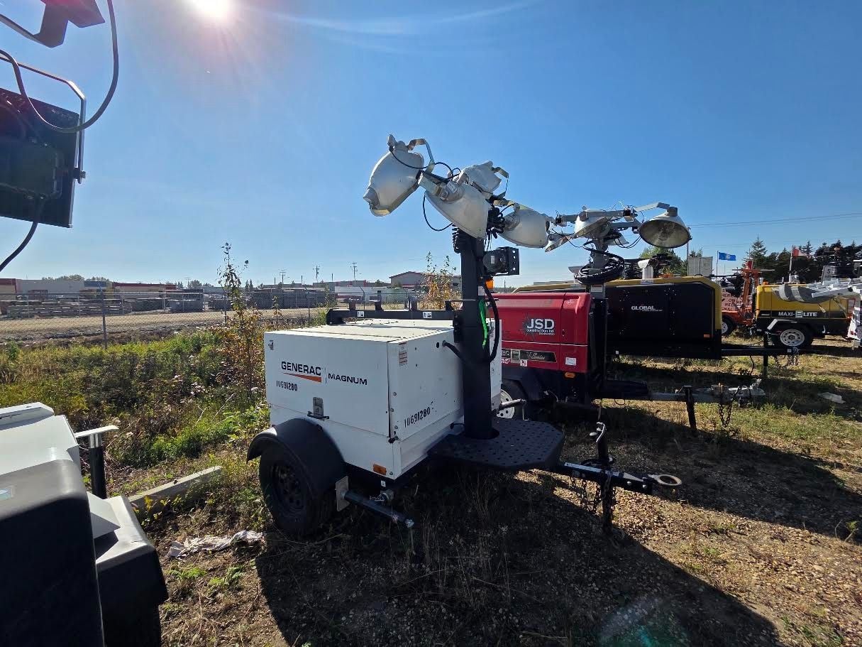 Generac, 8 KW light tower, 29,968 hours