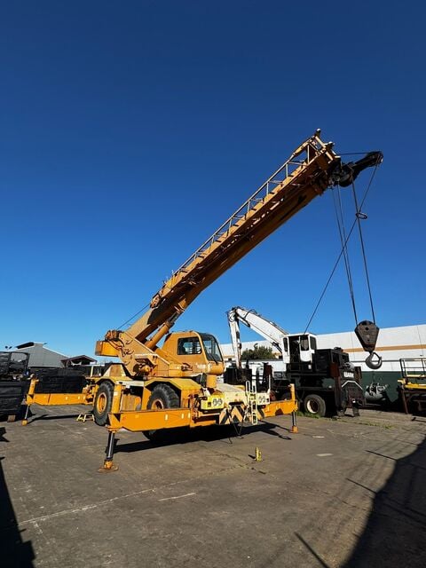 Tadano #TR-300XL-4, Rough Terrain Crane, 30 ton, 31'-101' 4-section telescoping boom, 1,664 hours, 2006