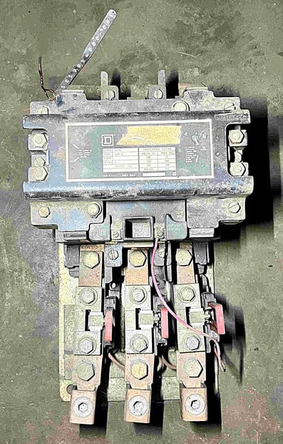 Square D, SGO-1, AC Motor Contactor, 200 HP, 440 Volt, NEMA 5 enclosure