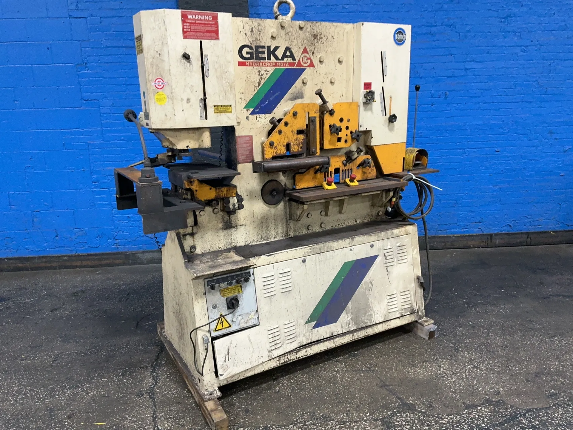 Geka #HYD-110, Ironworker, 2" square capacity, 2" diameter capacity, 24" x 5/8" rectangular capacity, 240/480