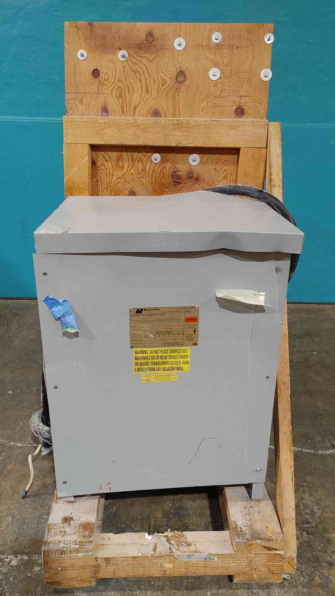 75 KVA 480 Primary, 208 Secondary, MagneTek, Transformer, portable temporary power skid, w/ breakers