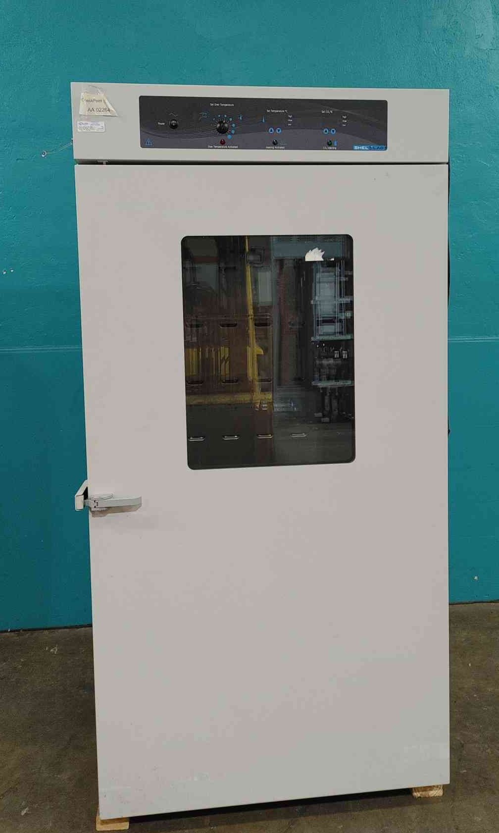 Shel Lab #SCO31, reach-in CO2 incubator, 30 cu.ft. stainless steel chamber, 115 V.