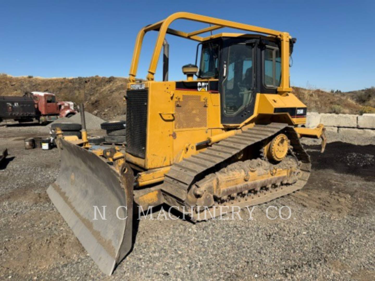Caterpillar D5MXL, 14300 hours, S/N: 6GN01829, 2000