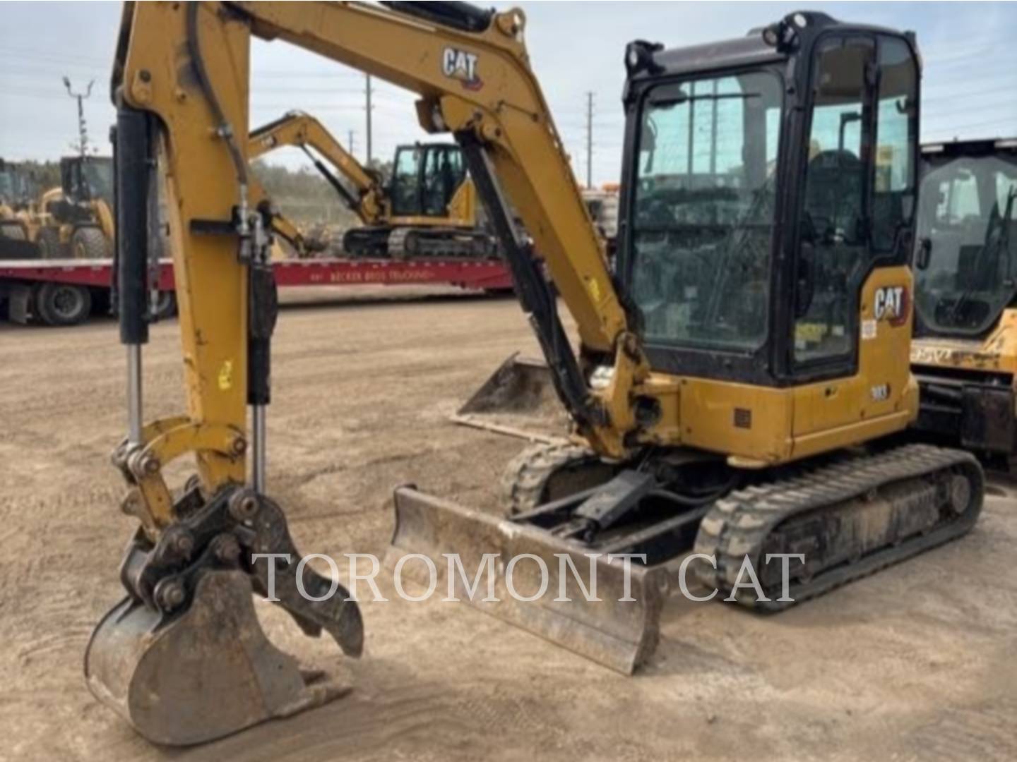 Cat 303-07, Mini Excavator, 1055 hours, S/N: NXY01098, 2023