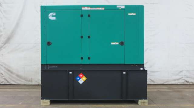 200 KW Cummins #C200D6D, diesel generator set, 120/208 Volts, 324 HP @ 1800 RPM, QSB7-G5 NR3 engine, Tier 3